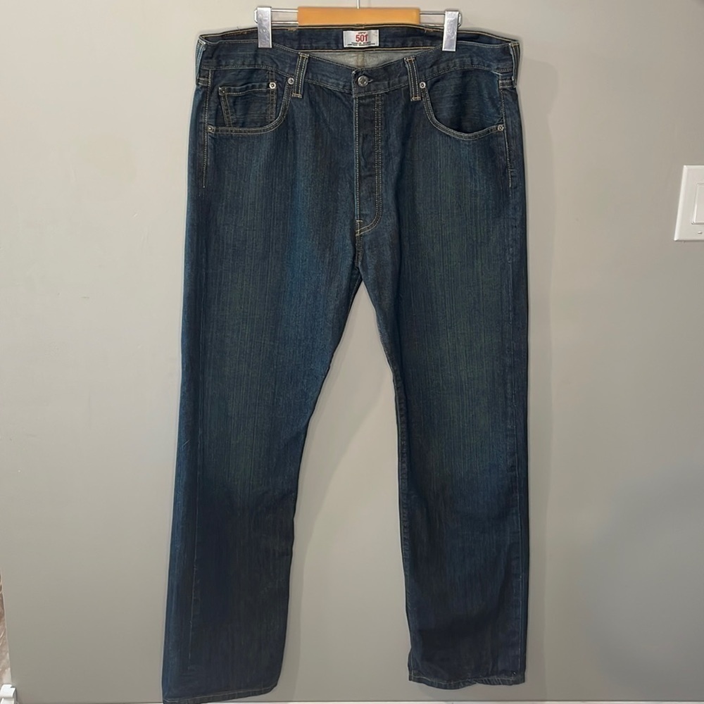 Men's Levi's 501 Classic Straight Leg Dark Blue Jeans Button Fly Size W38xL34